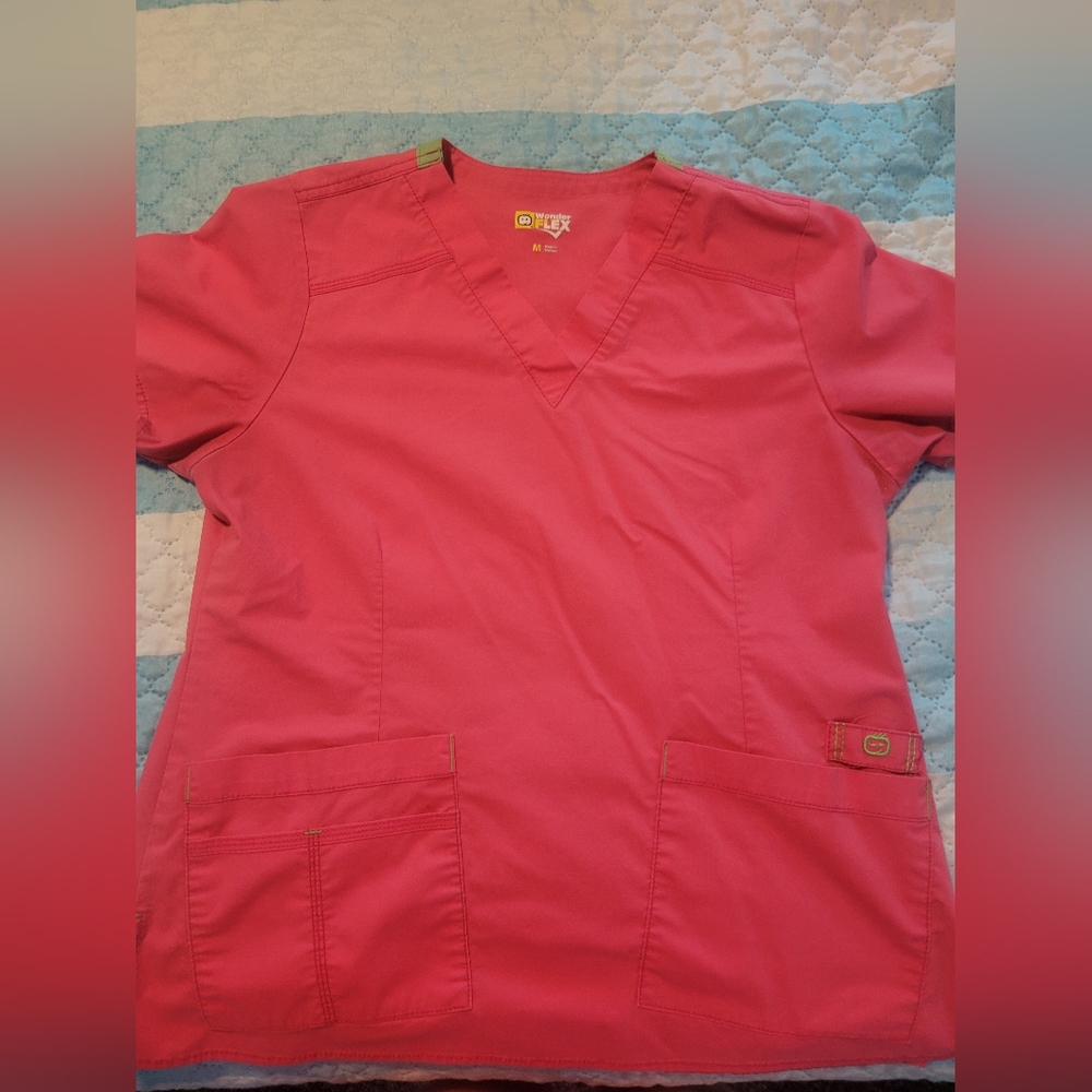 Womens pink wonderwink wonder flex scrub set
